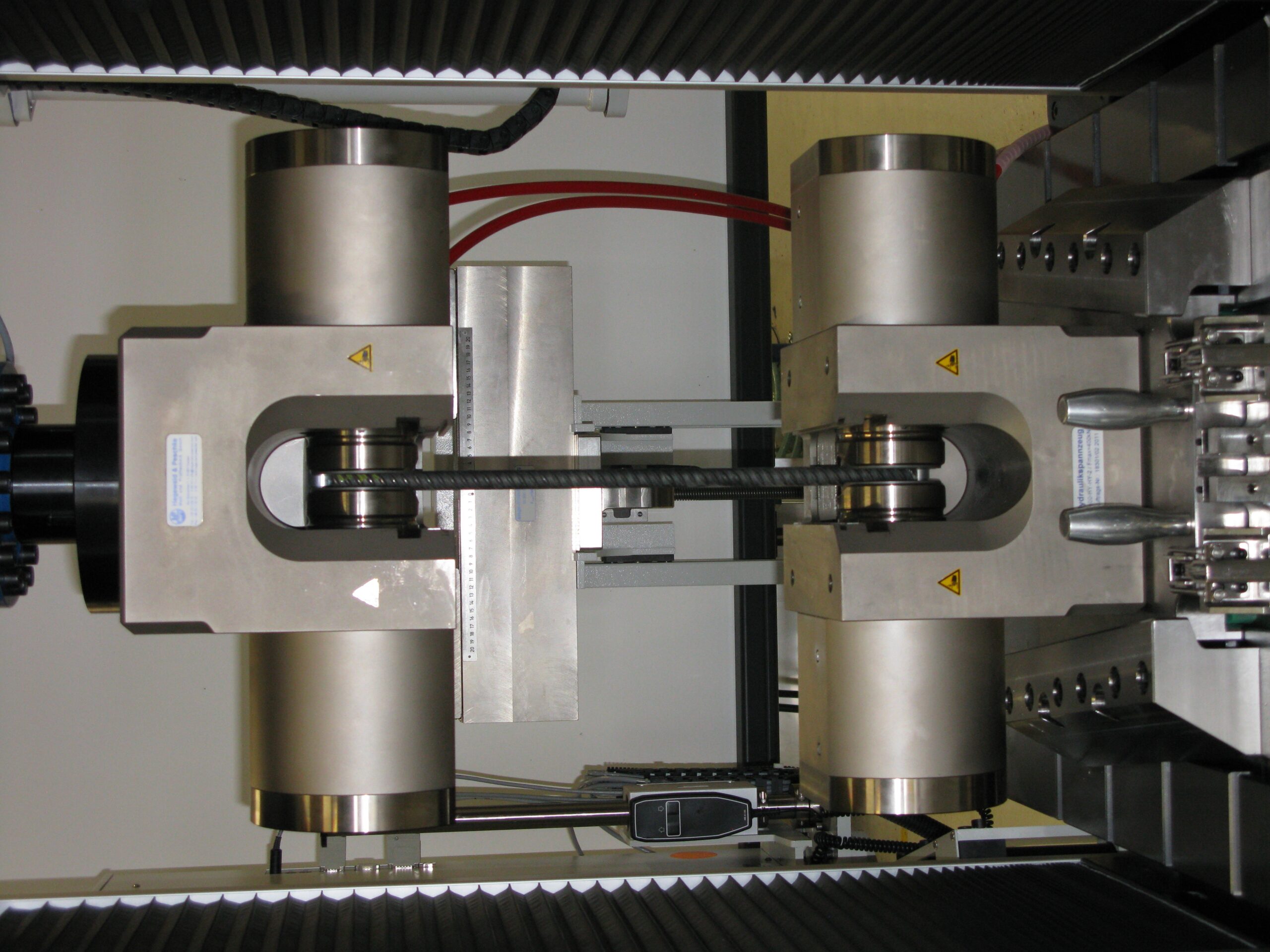 betonvas_hidraulikus_befogoval